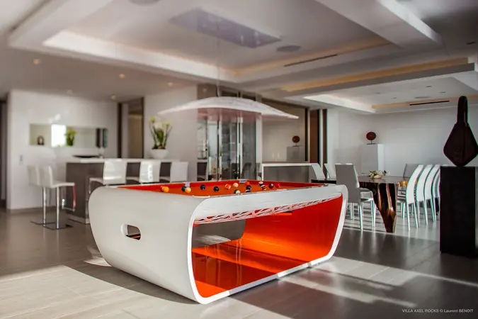 Axel Rocks - Interior