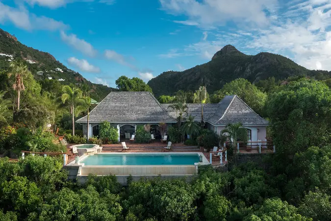 Chanticleer - Exterior