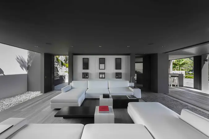 Dunes - Interior