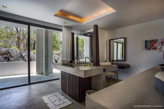 Palm Springs - Bedrooms