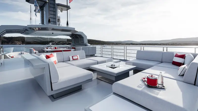 Bold - Exterior