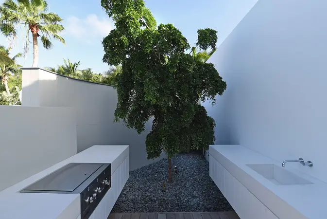 Varuna - Exterior