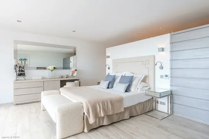 Avenstar - Bedrooms