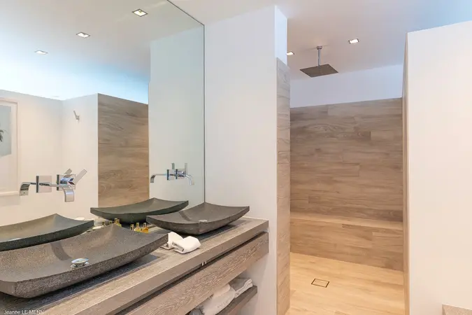 Avenstar - Bedrooms