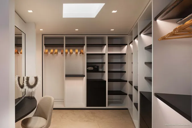 Epicure - Bedrooms