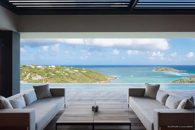 Epicure - Exterior